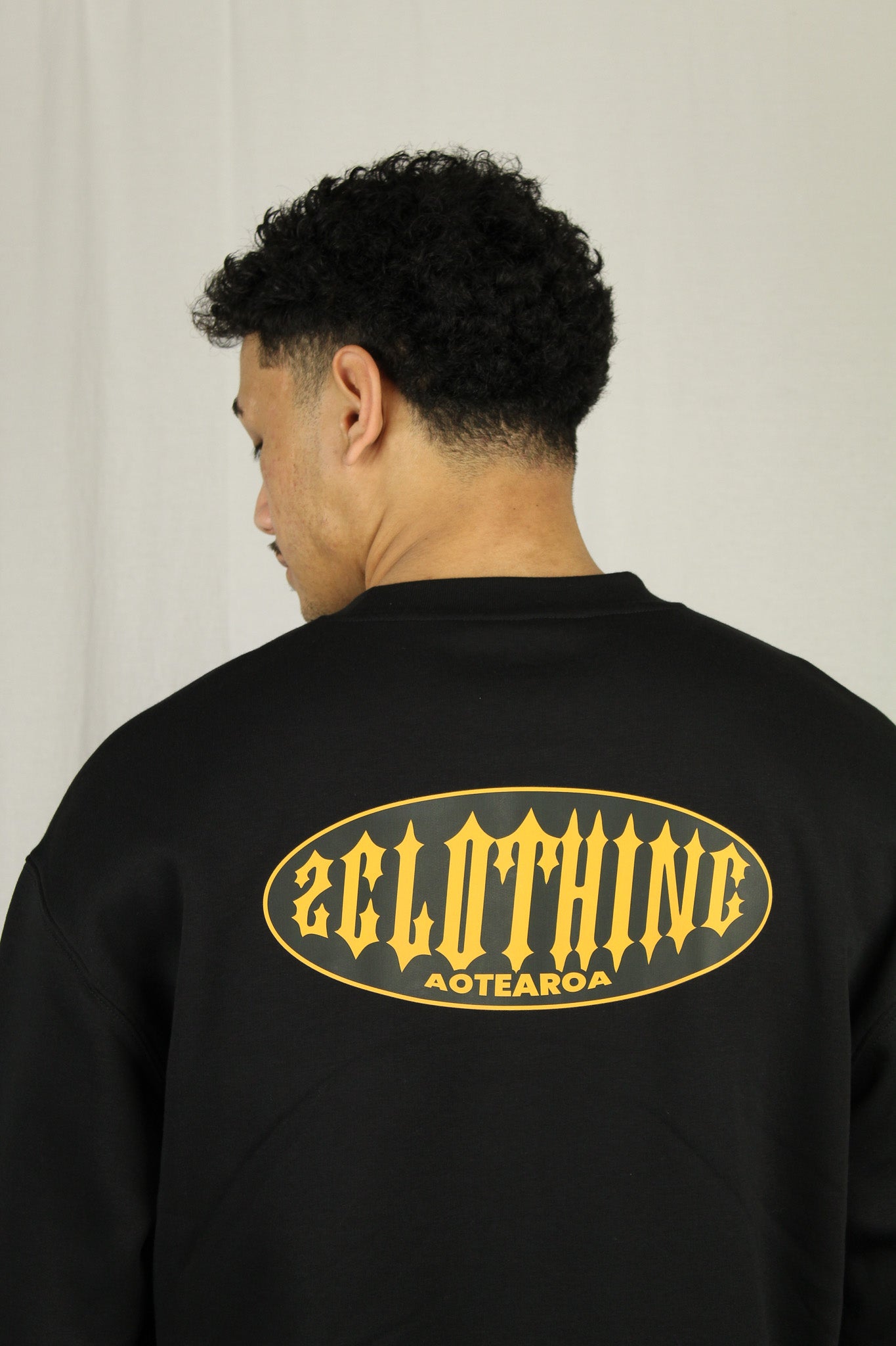 2CLOTHING Crewneck Black